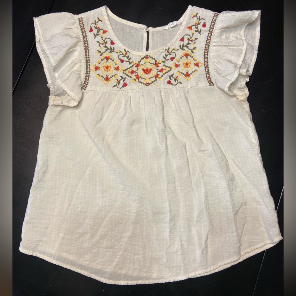 Blu Pepper Embroidered top